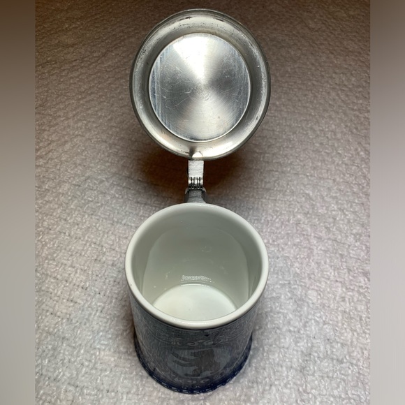 Authentic German Stein Blue and White Excellent Condition - Picture 5 of 5